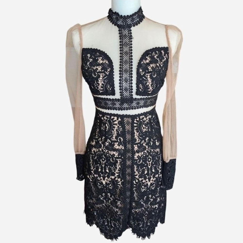 L'ATISTE Black Paisley Cut Out Lace Dress
